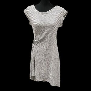 Max Studio Black and White Striped casual hi low Dress size Small